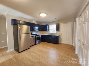 1247 Forest Park Dr in Kannapolis, NC - Building Photo - Building Photo