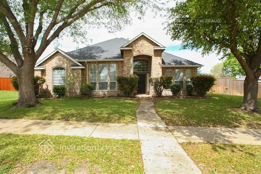 8713 Lakeport Dr in Rowlett, TX - Building Photo