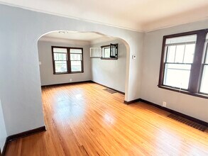 4325 Minnehaha Ave, Unit 4325 in Minneapolis, MN - Building Photo - Building Photo