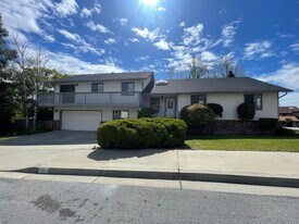 1095 Robin Cir in Arroyo Grande, CA - Building Photo