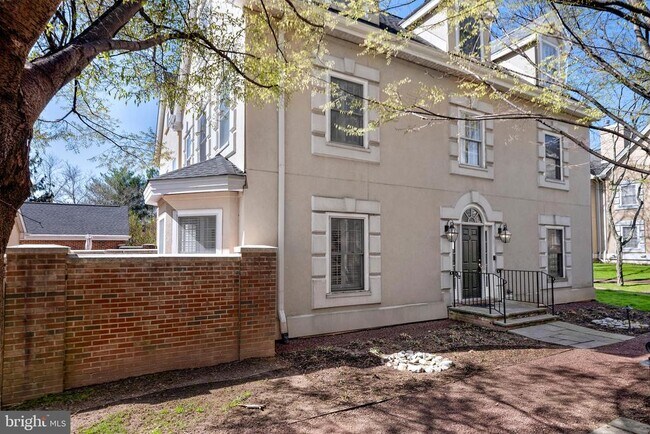 3 Governors Ln in Princeton, NJ - Building Photo - Building Photo