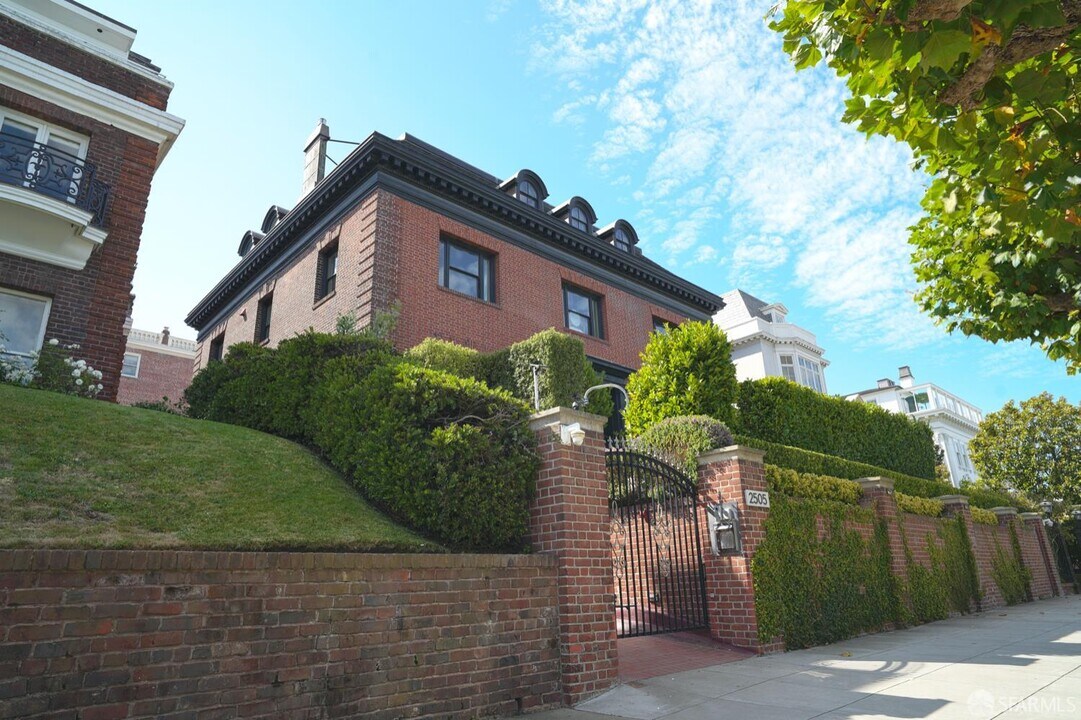 2505 Divisadero St in San Francisco, CA - Building Photo