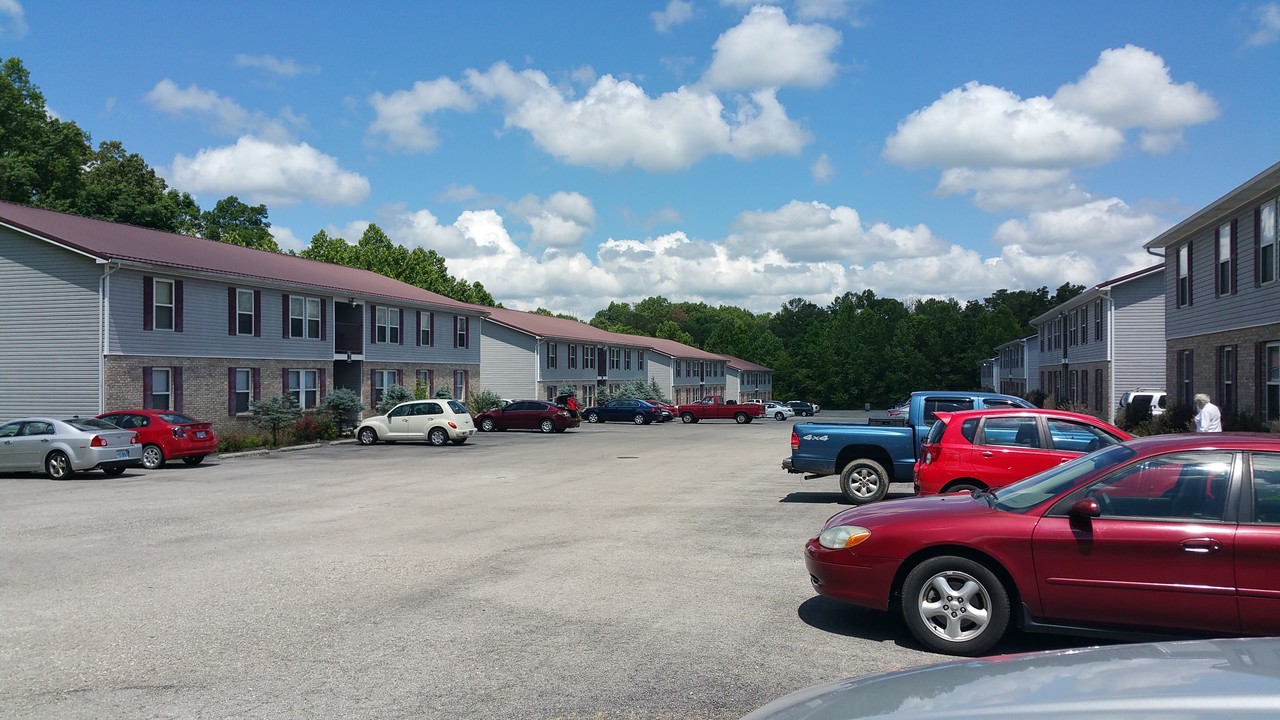 Cumberland Gap Apartments in Corbin, KY - Building Photo