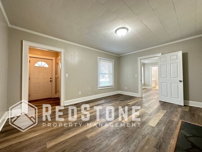 817 Oakley St in Graham, NC - Building Photo - Building Photo