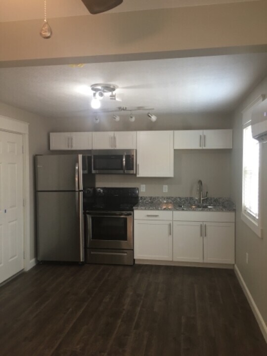 320 E Main St in Morehead, KY - Building Photo