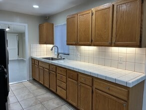 2031 Arctic St in San Leandro, CA - Building Photo - Building Photo