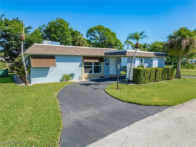 property at 3 Knights Bridge Rd