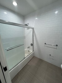 1155 Elizabeth Ave, Unit 1155-B in Elizabeth, NJ - Building Photo - Building Photo