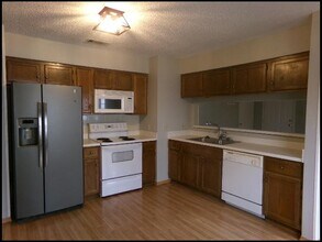 1801 Mesquite Cir in Little Rock, AR - Building Photo - Building Photo