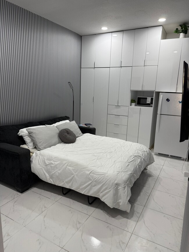 property at 10775 NW 81st Ln