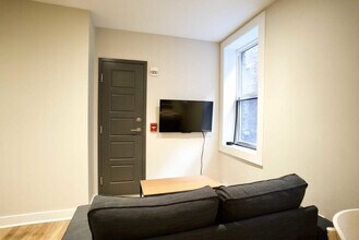 3536 Rue Durocher in Montréal, QC - Building Photo - Building Photo
