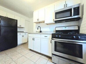 525-527-527 Riverdale Ave in Yonkers, NY - Foto de edificio - Building Photo