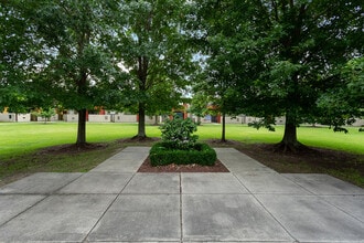 1855 Brightside Dr, Unit G-1 in Baton Rouge, LA - Building Photo - Building Photo