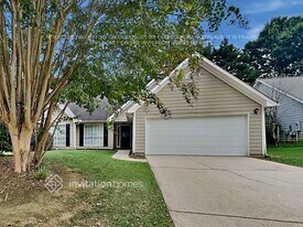 650 Trellis Pond Ct in Lawrenceville, GA - Building Photo