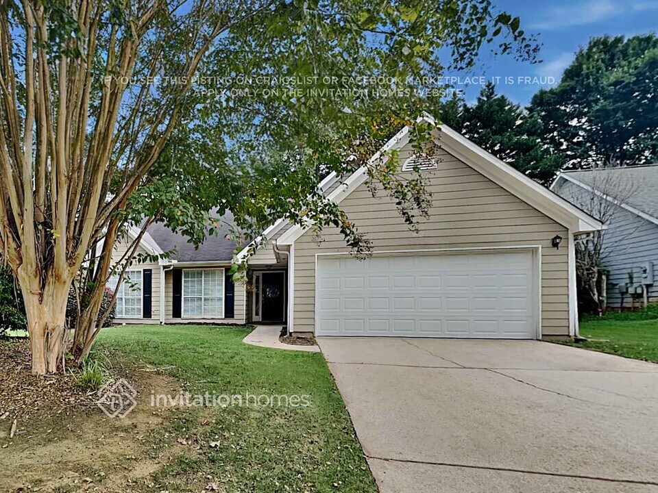 650 Trellis Pond Ct in Lawrenceville, GA - Building Photo