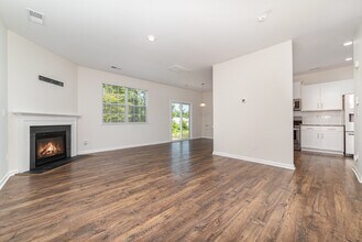 2527 Linhay Dr. in Charlotte, NC - Building Photo - Building Photo