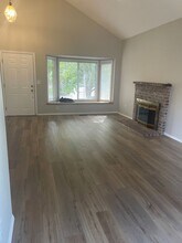 5391 NW 180th Pl in Portland, OR - Building Photo - Building Photo