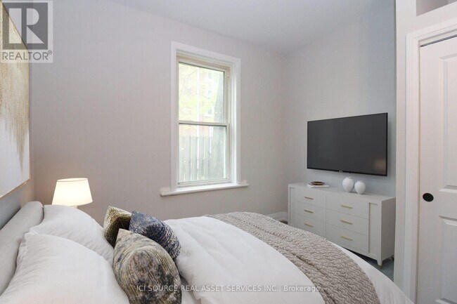 291 Stewart St in Peterborough, ON - Building Photo - Building Photo