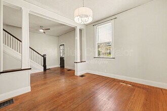 2220 Salvador St in Cincinnati, OH - Building Photo - Building Photo
