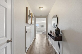 19416 Roseate Dr in Lutz, FL - Building Photo - Building Photo