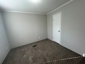 22 E Arizona in Belleville, MI - Building Photo - Building Photo