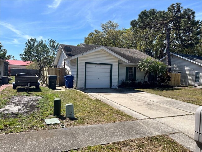 5834 Darren Ct in Clearwater, FL - Building Photo - Building Photo