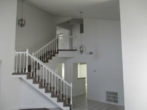 9001 Feather River Ct in Las Vegas, NV - Foto de edificio - Building Photo