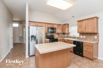 8912 Sierra Trail in Aubrey, TX - Building Photo - Building Photo