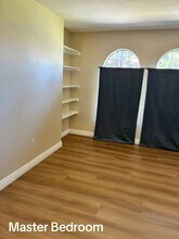 609 Spyglass Ln in Las Vegas, NV - Building Photo - Building Photo