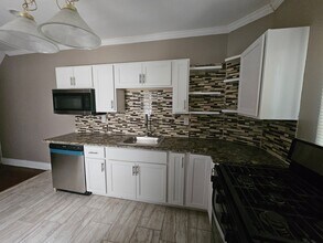 514 Junilla St in Pittsburgh, PA - Building Photo - Building Photo