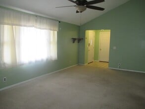 1367 Parkside Dr in Junction City, KS - Building Photo - Building Photo