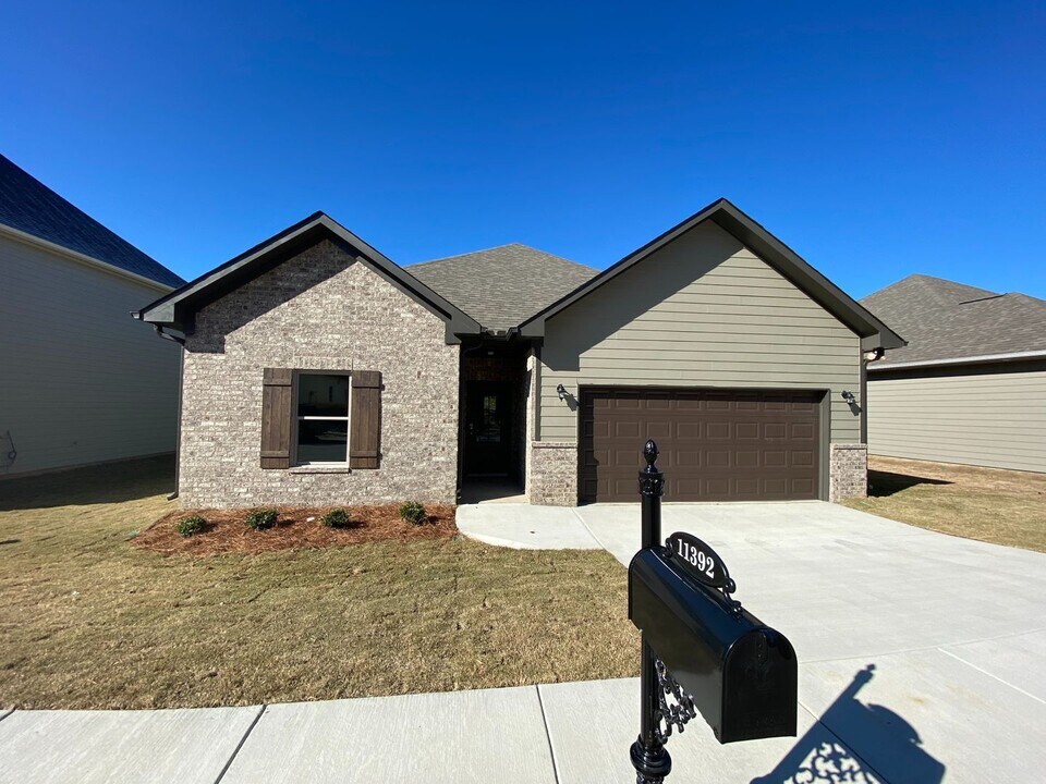 11392 Crimson Ridge Rd in Brookwood, AL - Building Photo