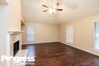3309 Country Creek Ln in Fort Worth, TX - Building Photo - Building Photo