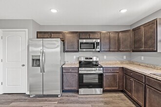 216 Candy Apple Ln in Richmond, KY - Building Photo - Building Photo