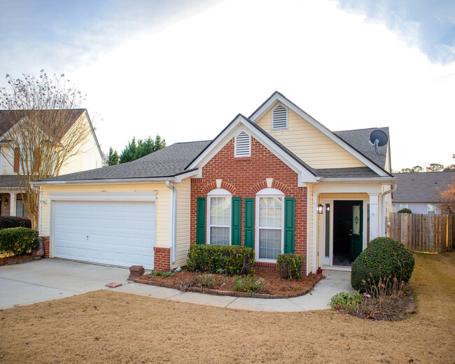 2735 Fieldbrook Ln in Grayson, GA - Foto de edificio - Building Photo