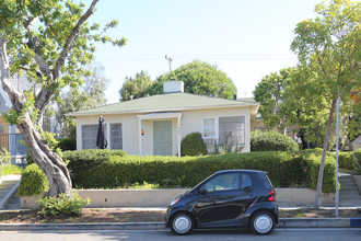 931-935 16th St in Santa Monica, CA - Building Photo - Building Photo