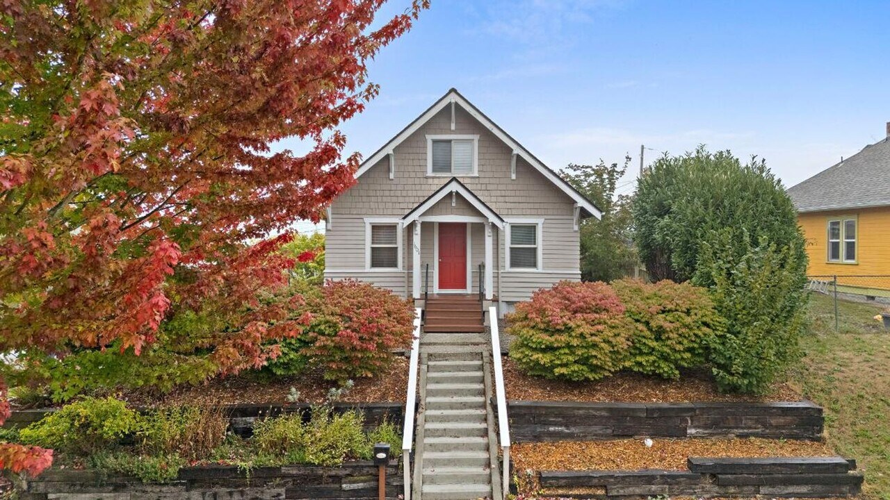 1601 S Cushman Ave in Tacoma, WA - Building Photo