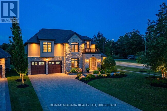 50 Sandalwood Cres in Niagara-On-The-Lake, ON - Building Photo - Building Photo