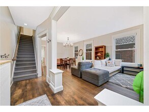 749 Linwood Ave in St. Paul, MN - Building Photo - Building Photo