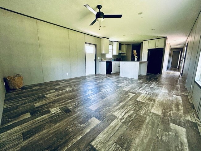 47 Autumn Ln in Jasper, AL - Building Photo - Building Photo