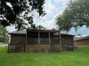 3302 Tompkins Dr in Baytown, TX - Building Photo - Building Photo