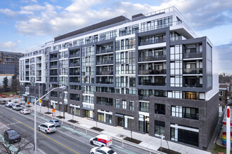 Canvas Condos in Toronto, ON - Building Photo - Building Photo