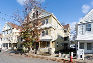 947-949 Maple Ave in Schenectady, NY - Building Photo - Primary Photo