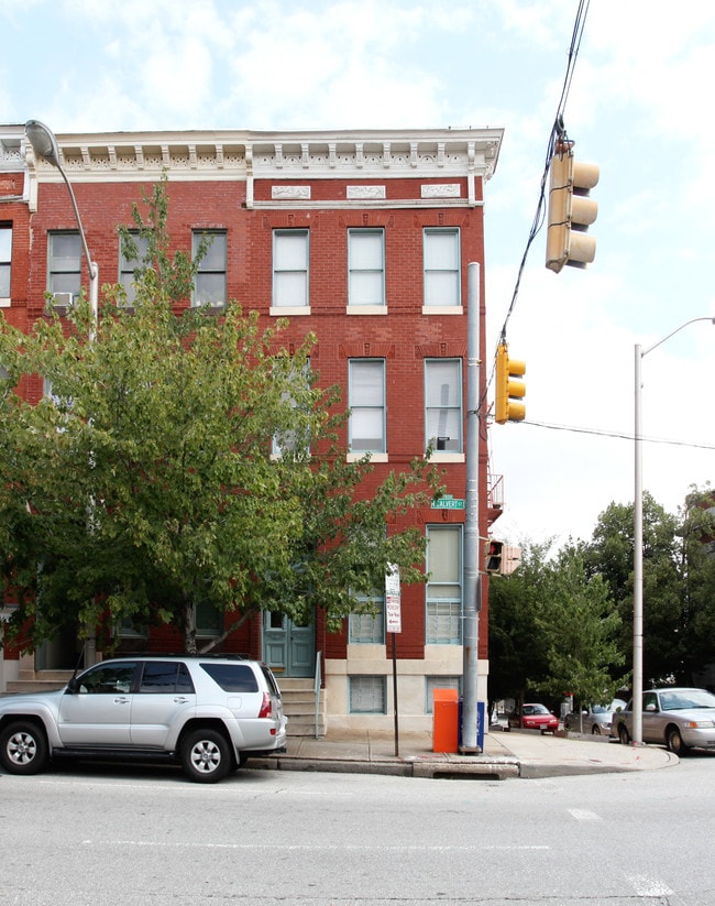 901 N Calvert St in Baltimore, MD - Foto de edificio - Building Photo