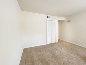 227 Wakefield Rd in Hagerstown, MD - Building Photo - Building Photo