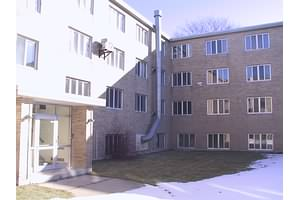 5945 Erie St in Racine, WI - Building Photo - Building Photo