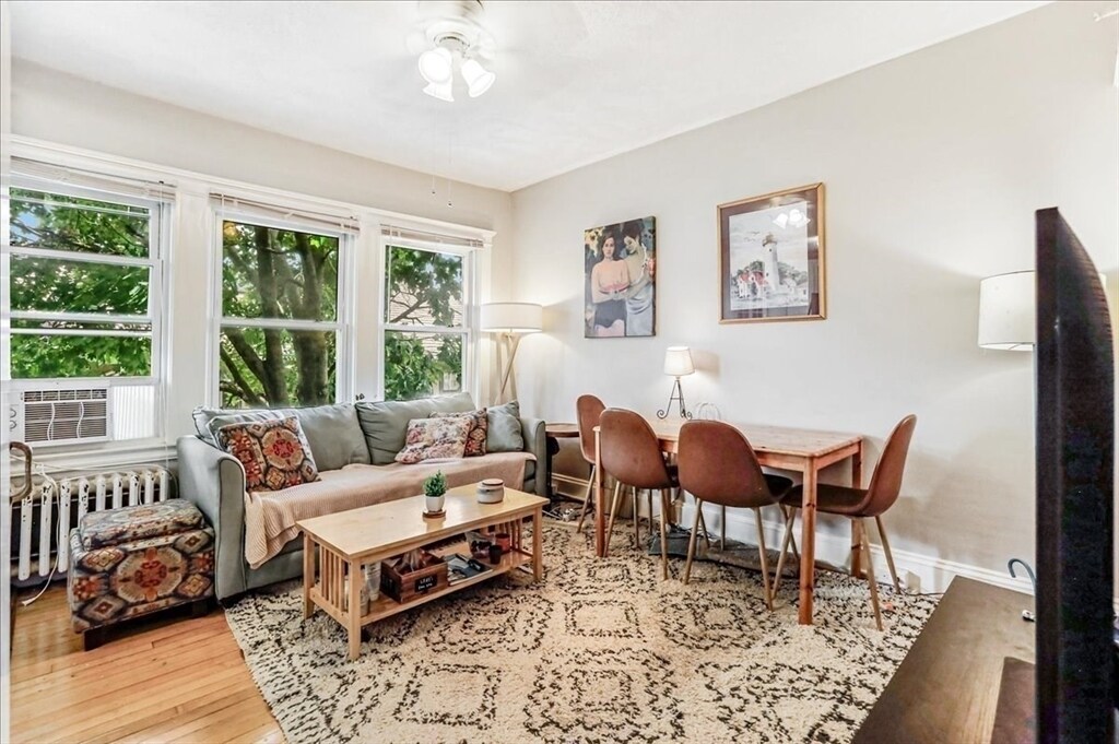 1619 Massachusetts Ave in Cambridge, MA - Building Photo