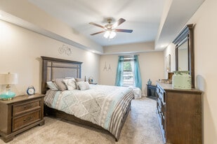 Sinclair Ridge in Clarksville, TN - Building Photo