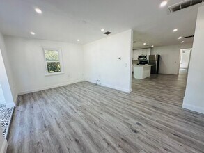 1225 Bermuda St in Clearwater, FL - Building Photo - Building Photo