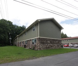 Colonial Manor Apartments in Ilion, NY - Building Photo - Building Photo